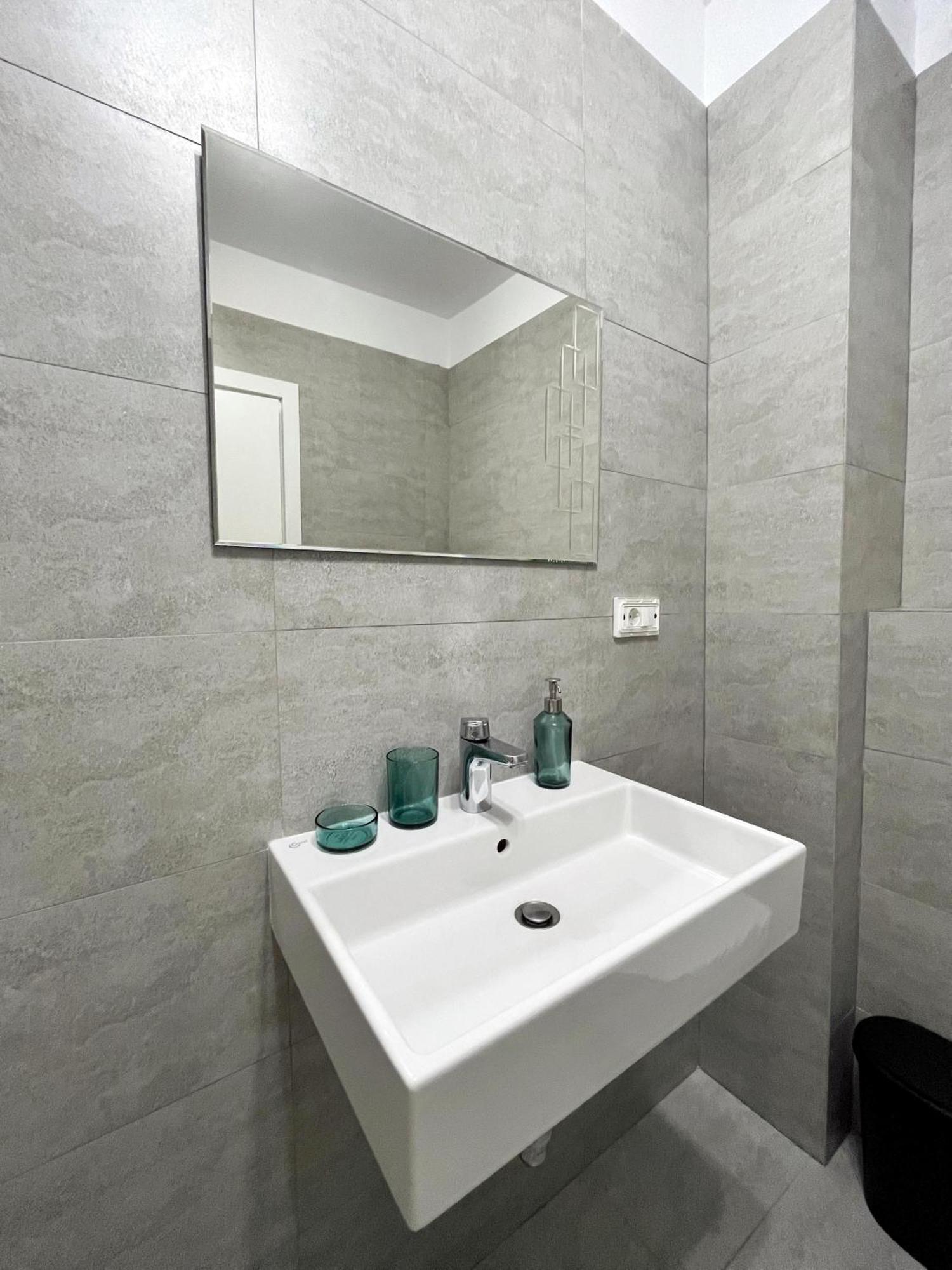 Neo Sase - Un Dormitor - Campeador Residence ทิมิชัวรา ภายนอก รูปภาพ