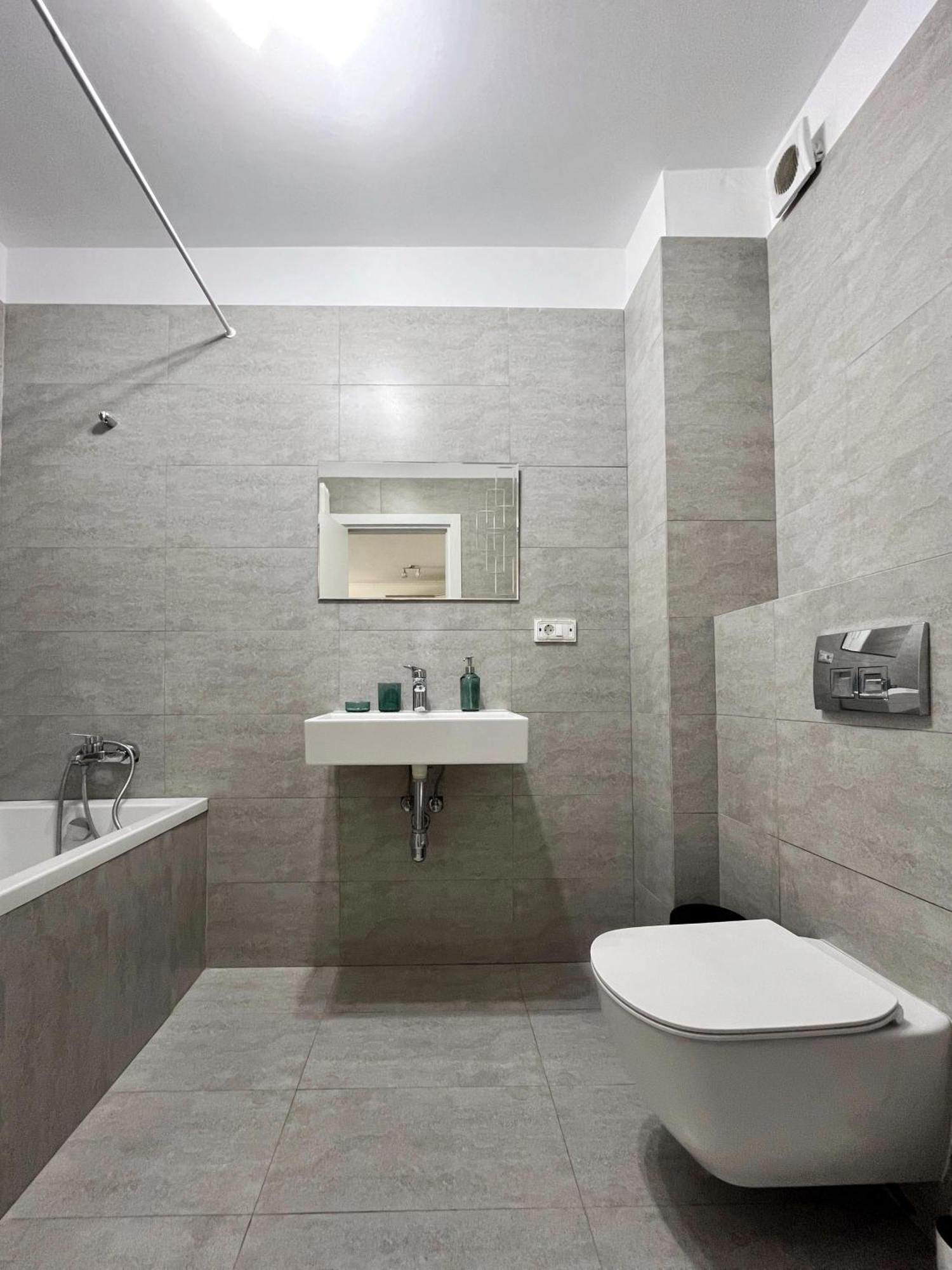 Neo Sase - Un Dormitor - Campeador Residence ทิมิชัวรา ภายนอก รูปภาพ